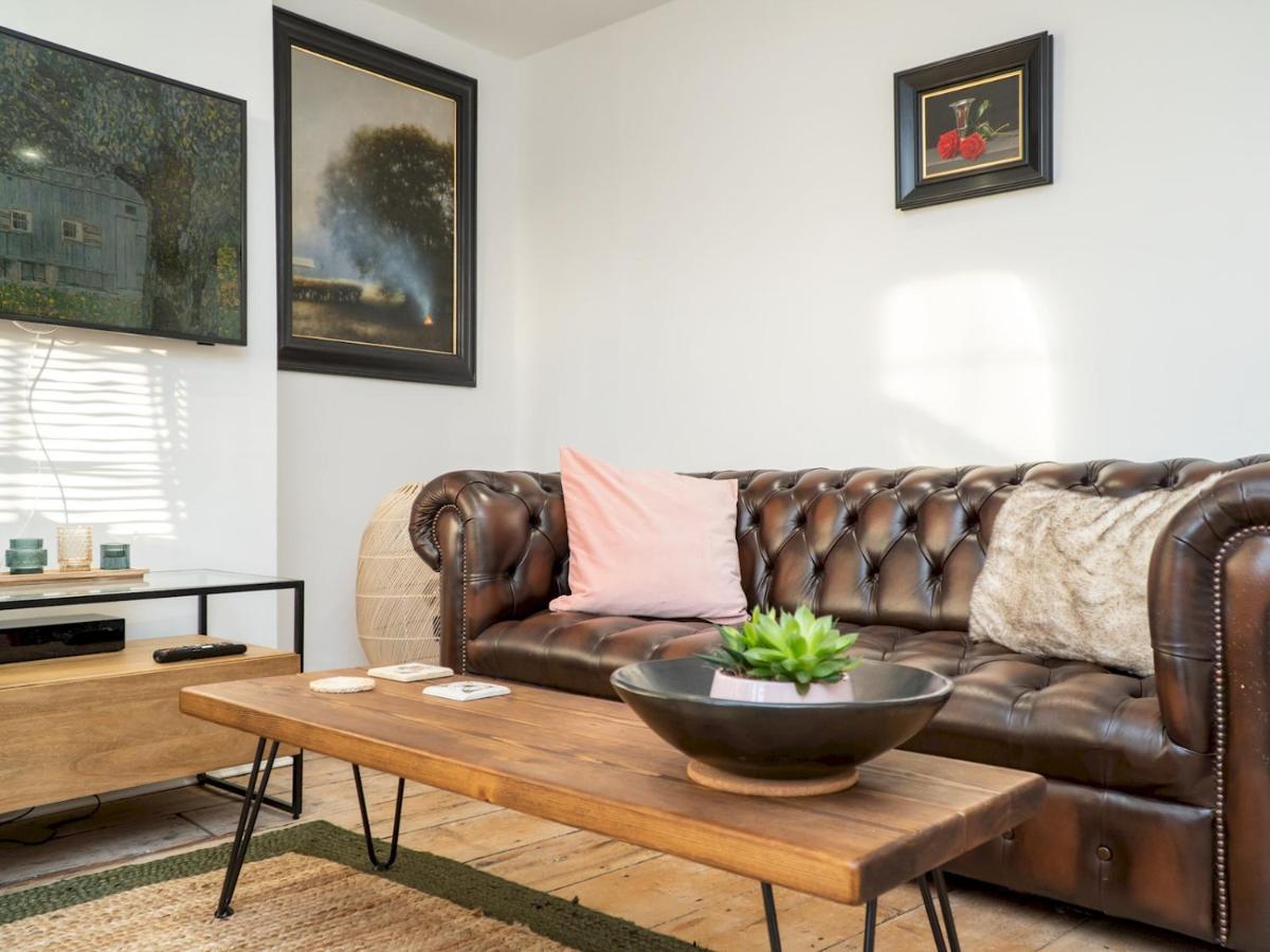 Pass The Keys Stylish 2 Bed Eco Flat In The Heart Of Bath Apartment Exterior photo
